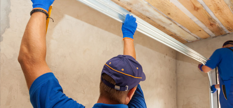 commercial overhead garage door repair in Rancho Calaveras